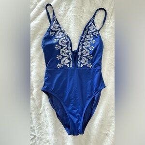La Blanca Embroidered ocean blue Swimsuit size 6